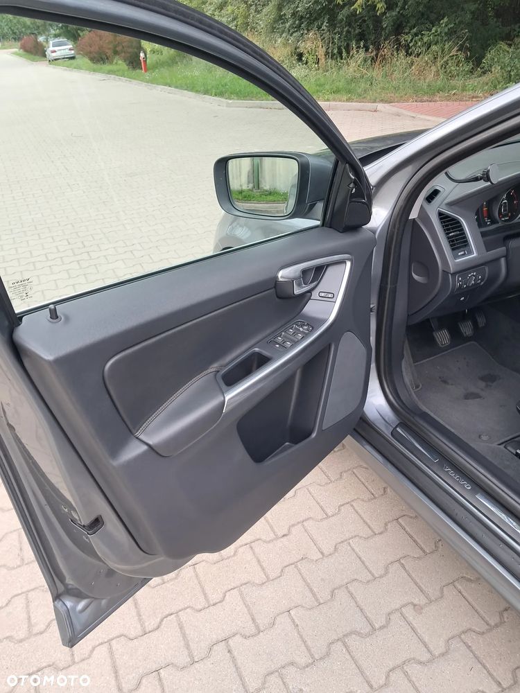 Volvo XC 60 D3 Inscription - 18