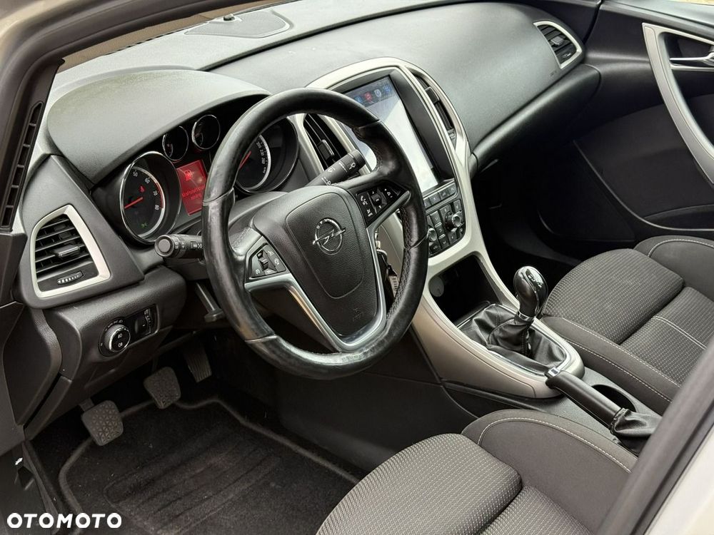 Opel Astra 1.4 T Active EU6 - 13