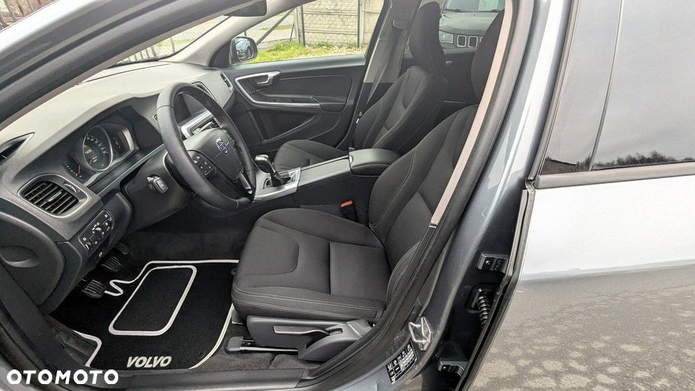 Volvo V60 - 12