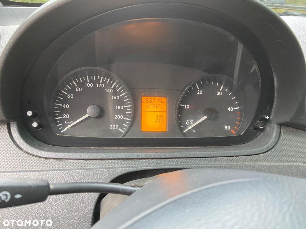 Mercedes-Benz Vito 116 4x4 blaszak - 13