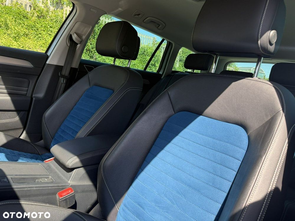 Volkswagen Passat 1.5 TSI EVO Elegance DSG - 6