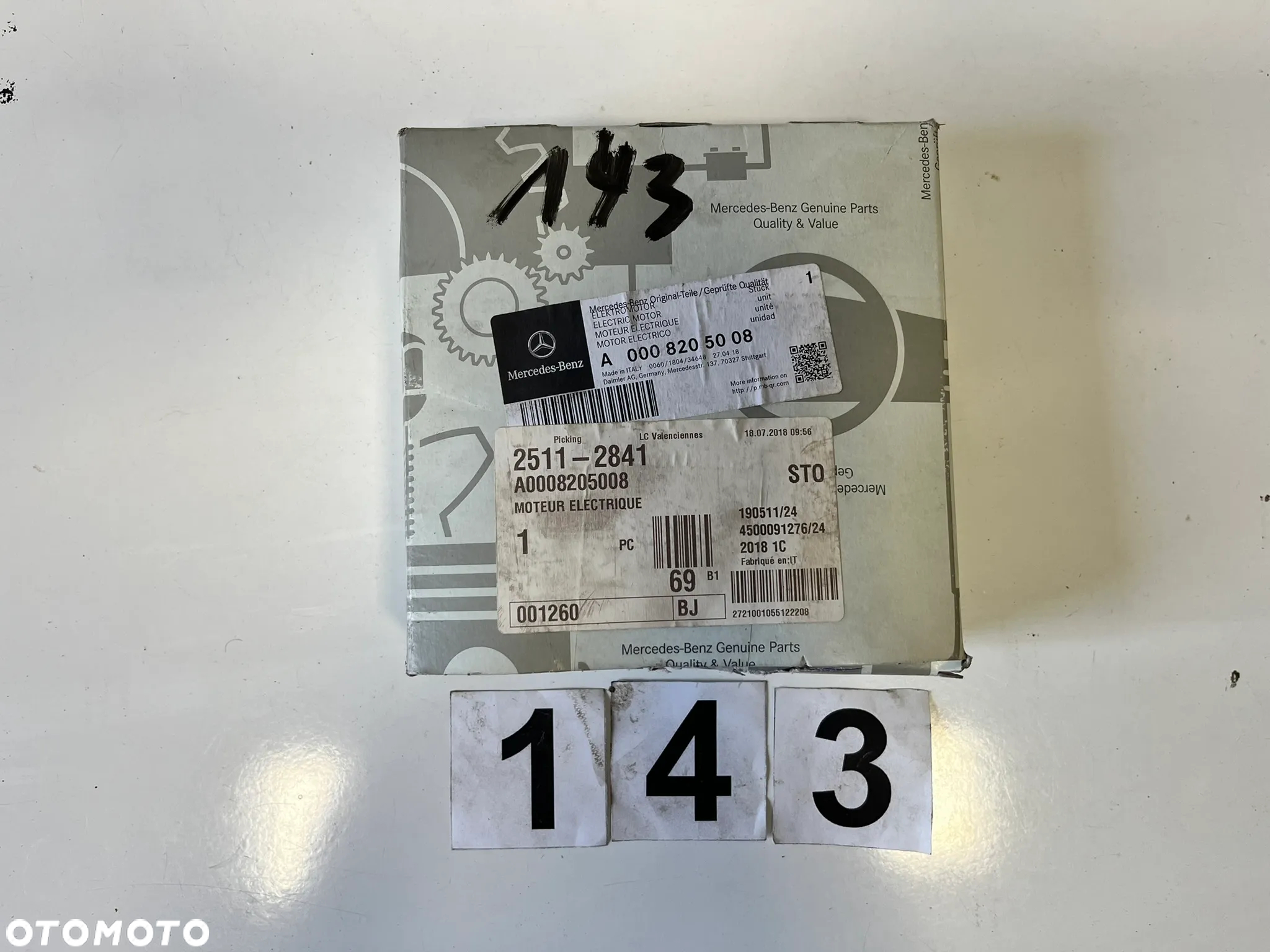Silnik elektryczny, podnośnik szyby Mercedes Actros / Axor A0008205008 - 2