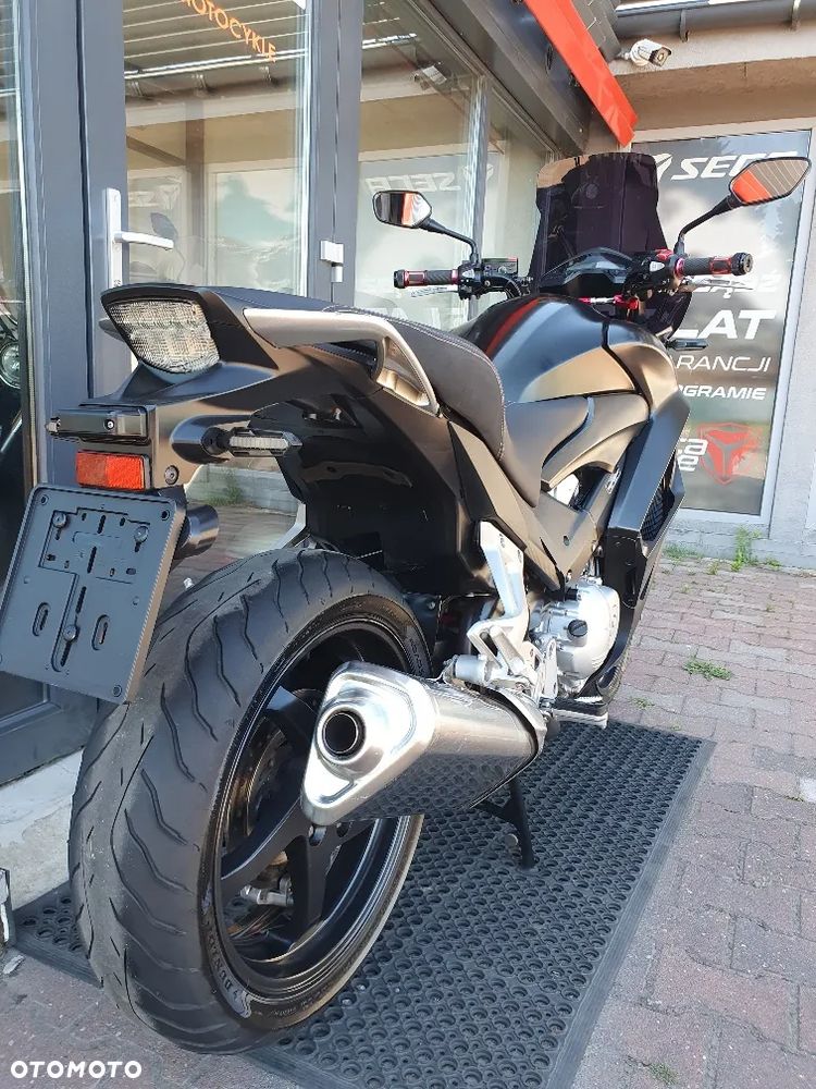 Honda VFR - 5