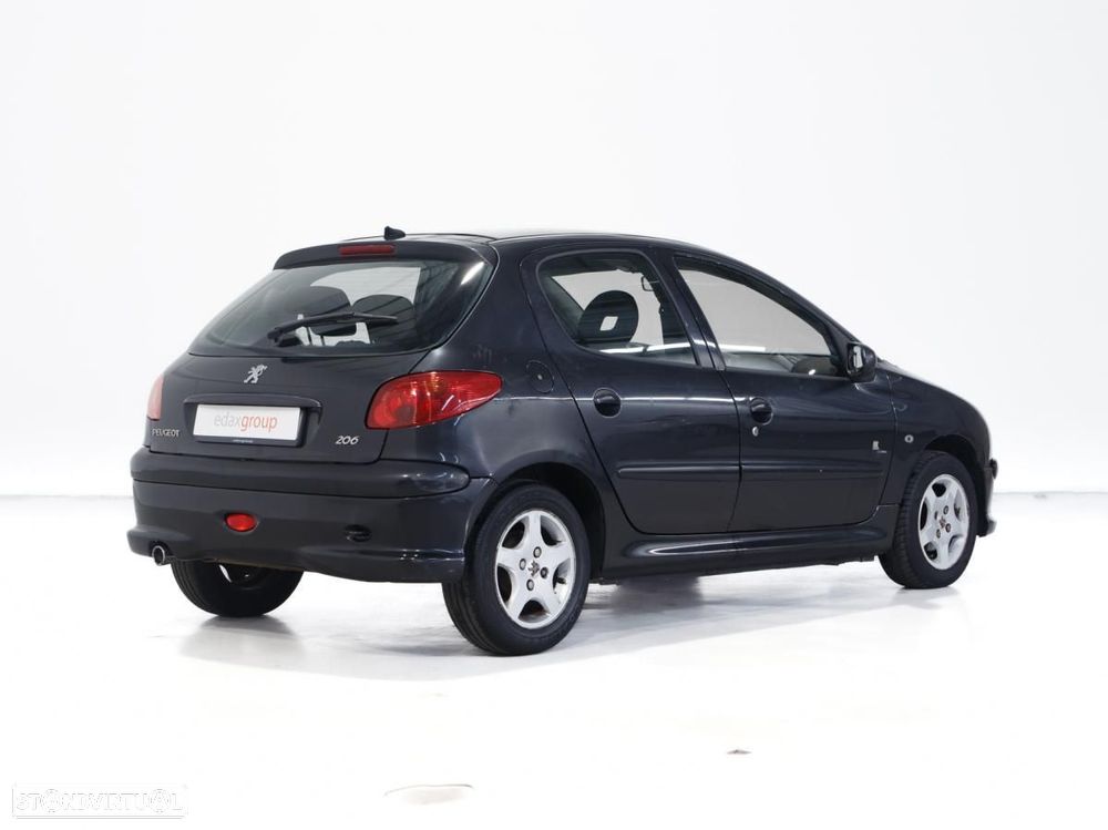 Peugeot 206 - 3