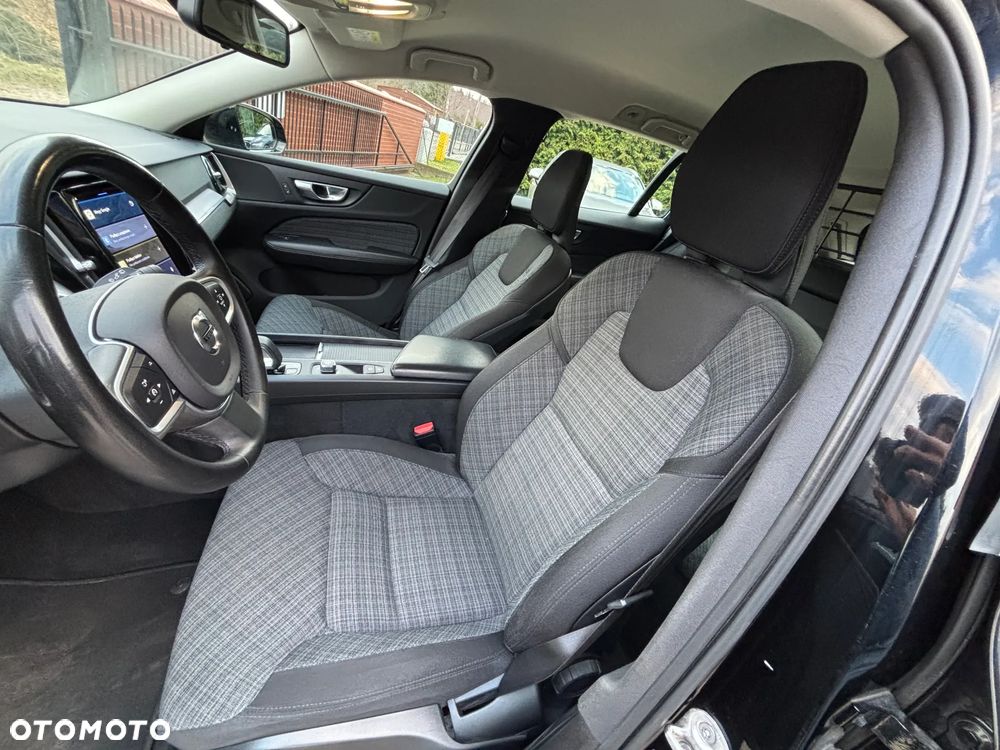 Volvo V60 B3 B Essential - 13