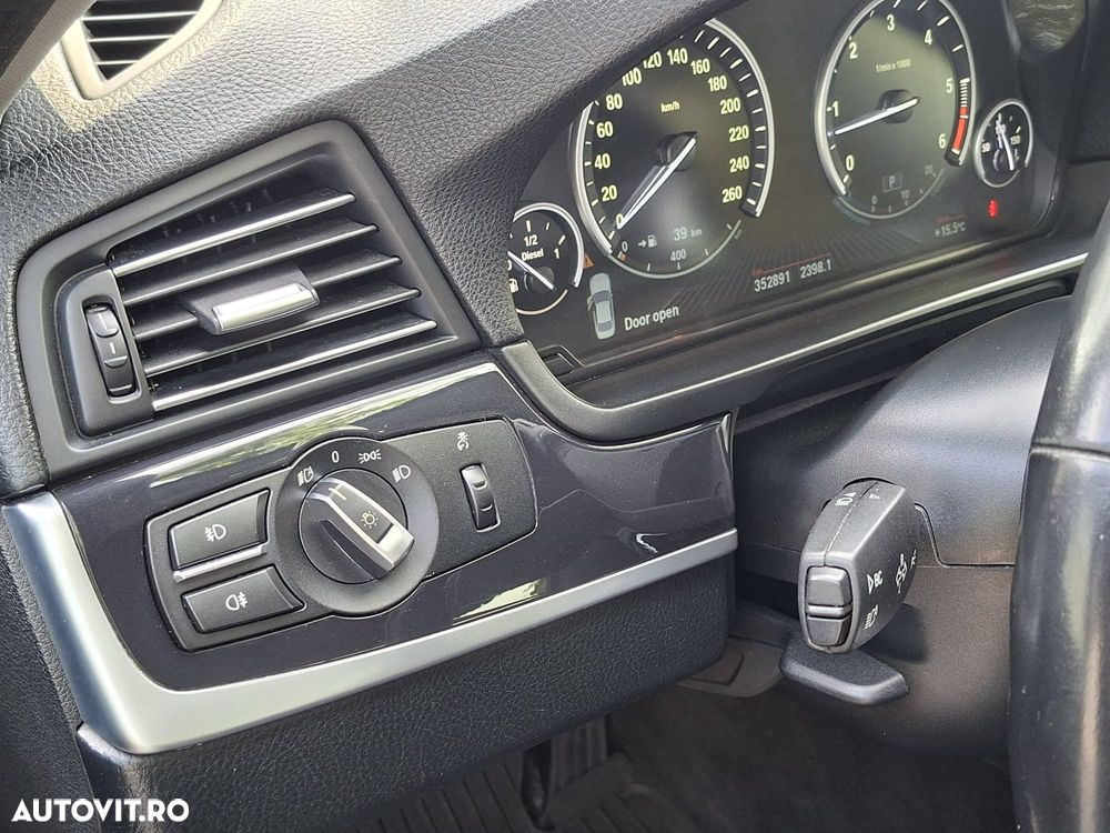 BMW Seria 5 530d xDrive Sport-Aut. Modern Line - 9