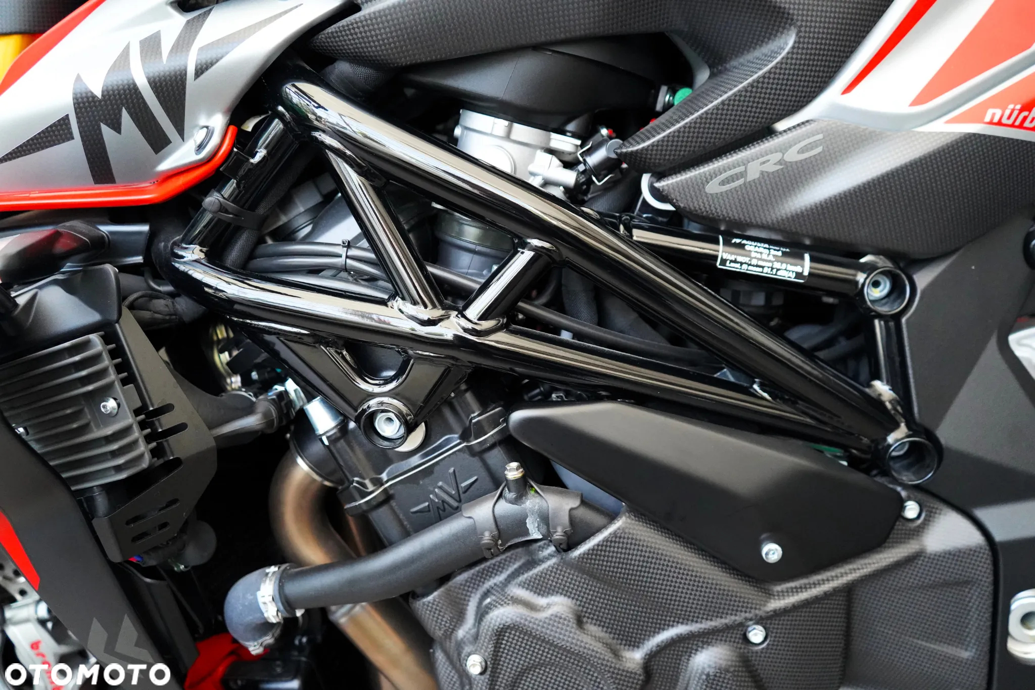 MV AGUSTA Brutale - 8