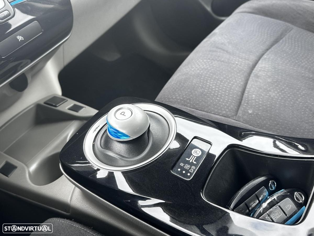 Nissan Leaf Acenta - 25