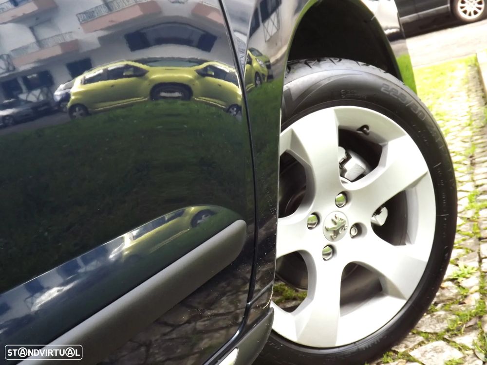 Peugeot 3008 1.6 HDi Sport - 22