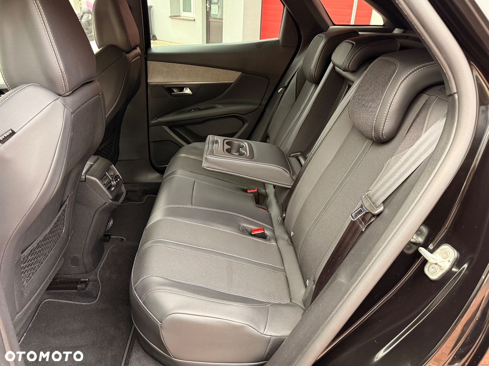 Peugeot 3008 1.6 PureTech HYbrid GT S&S EAT8 - 28