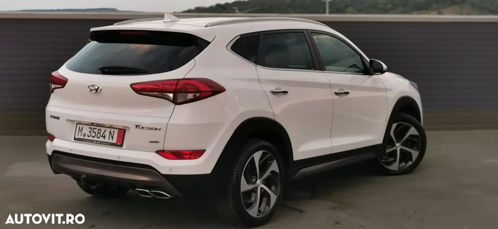 Hyundai Tucson 2.0 CRDI 4WD Advantage - 4