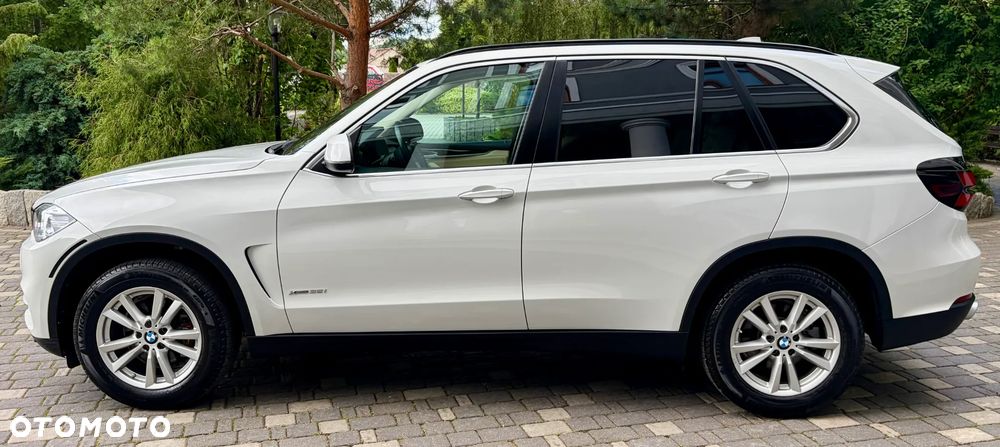 BMW X5 xDrive35i Edition Exclusive - 9