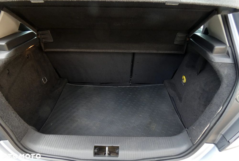 Opel Astra 1.4 Sport - 14