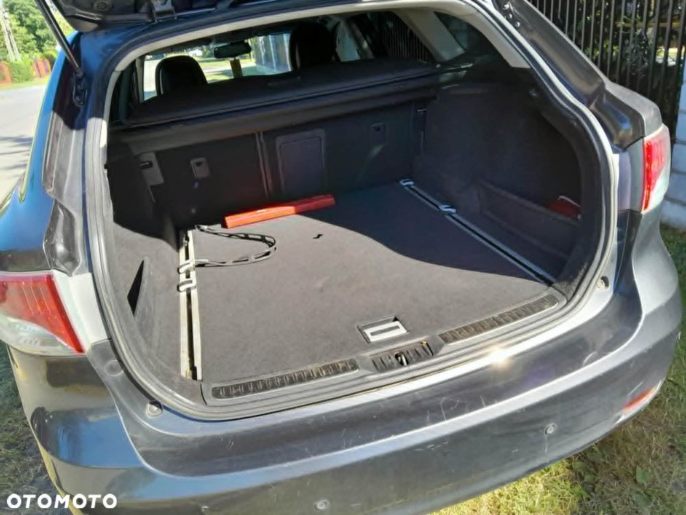 Toyota Avensis 2.0 D-4D - 8