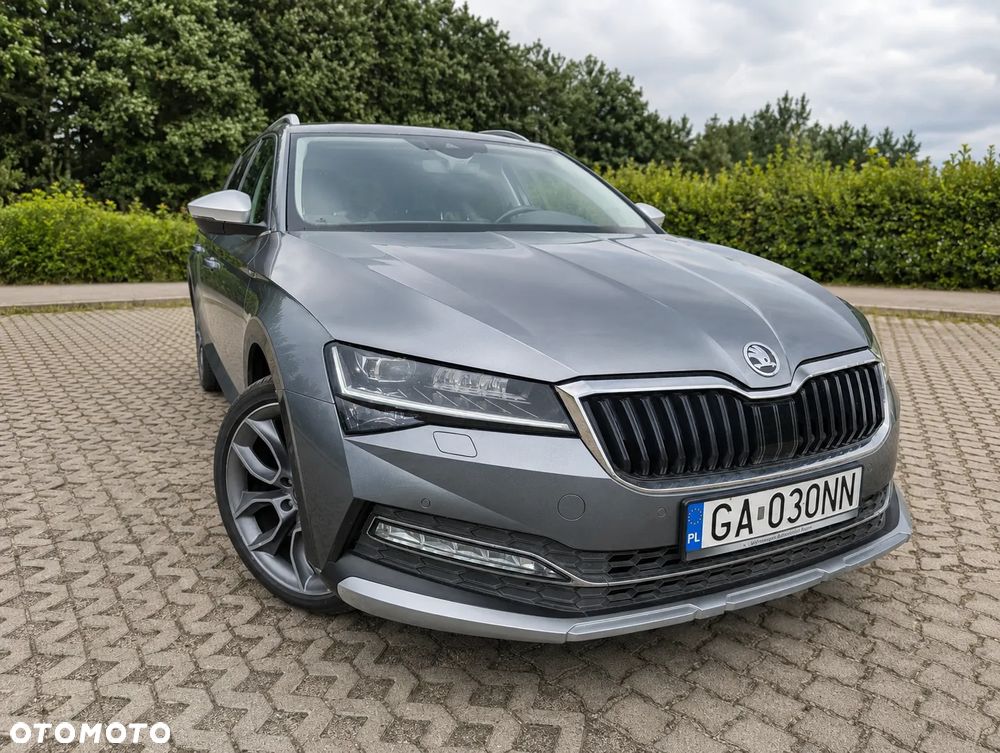 Skoda Superb 2.0 TDI SCR 4x4 Scout DSG - 5