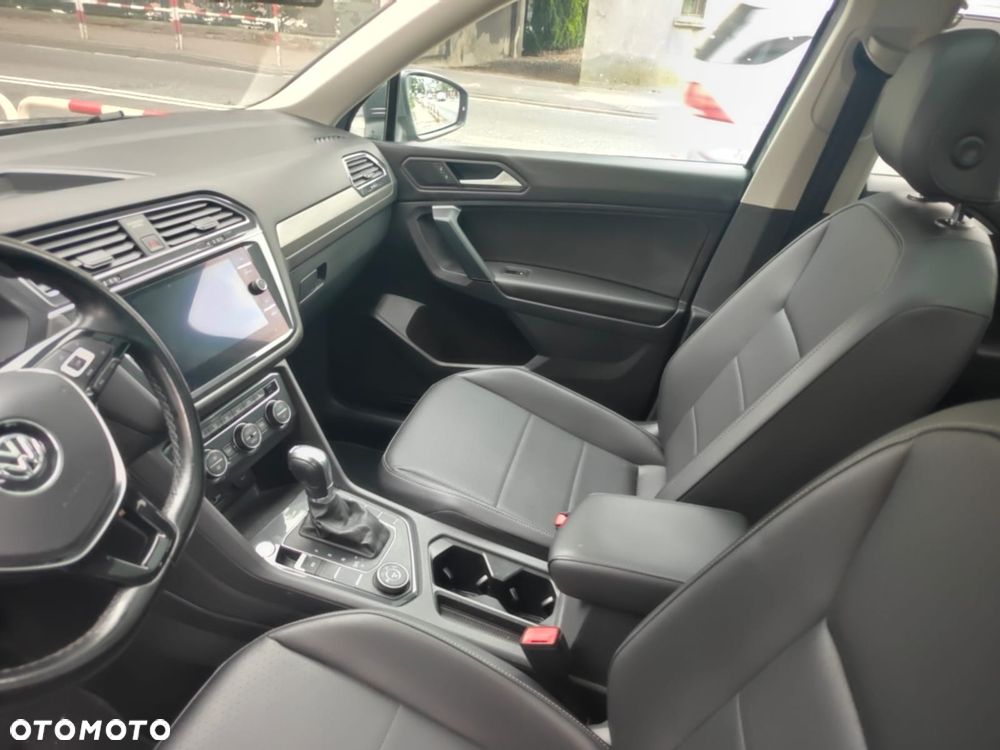Volkswagen Tiguan 2.0 TSI 4Mot Elegance DSG - 8
