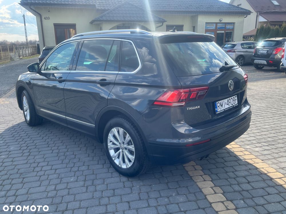 Volkswagen Tiguan - 5