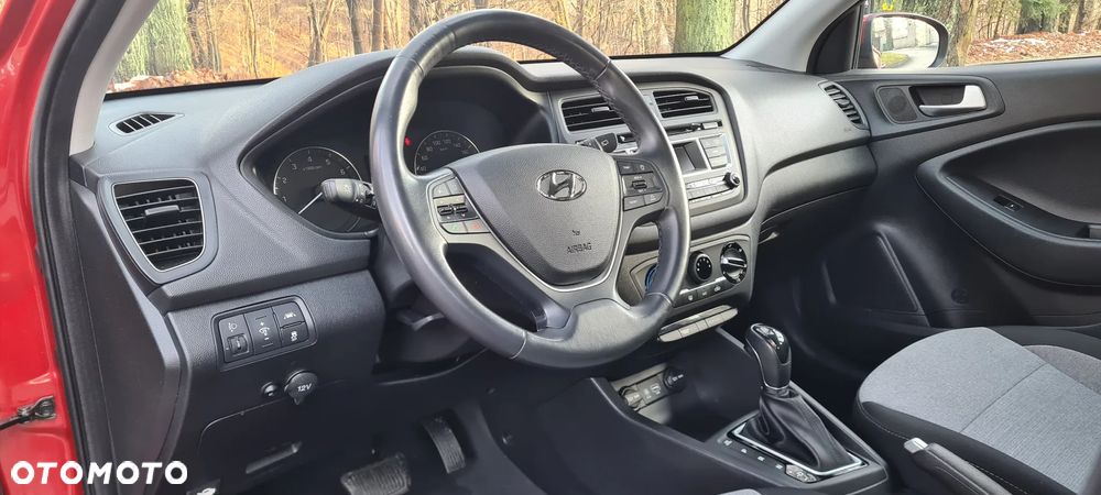 Hyundai i20 1.4 Automatik Style - 14