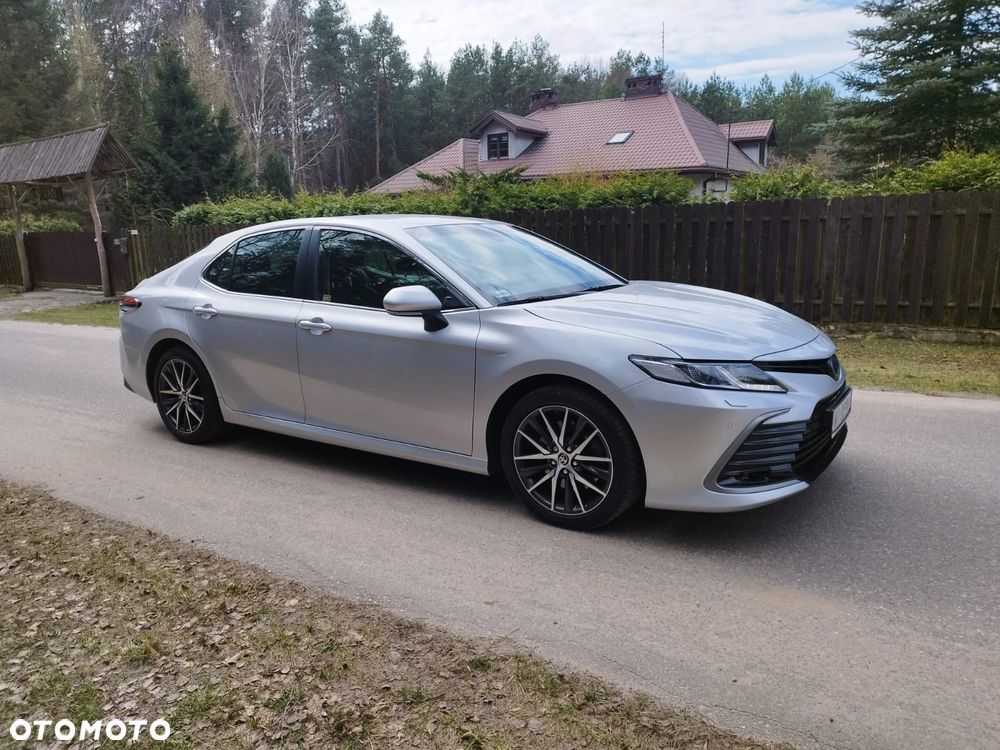 Toyota Camry - 8