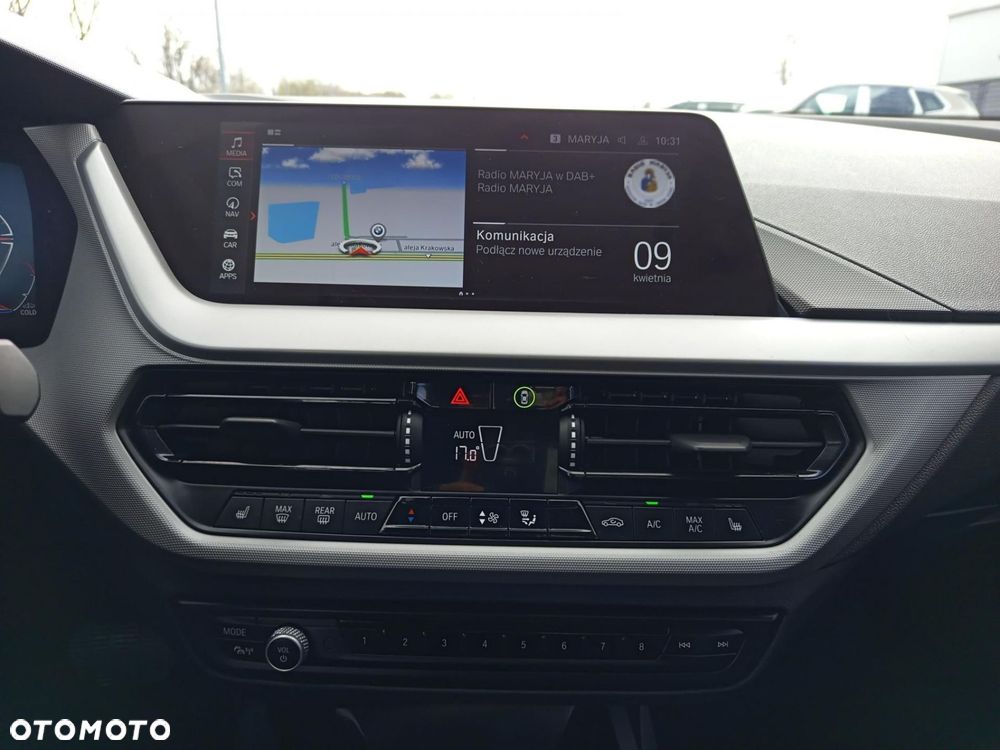 BMW Seria 1 - 17