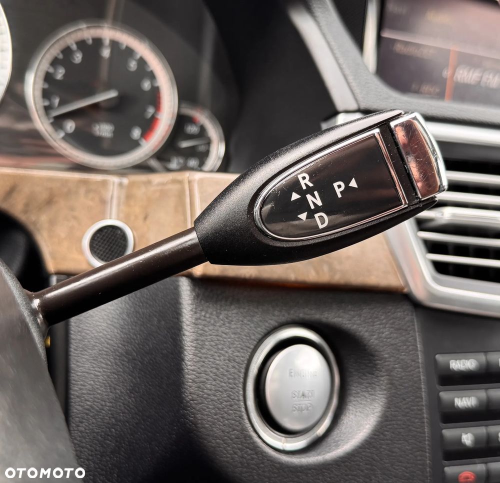 Mercedes-Benz Klasa E 350 CGI 7G-TRONIC Elegance - 24