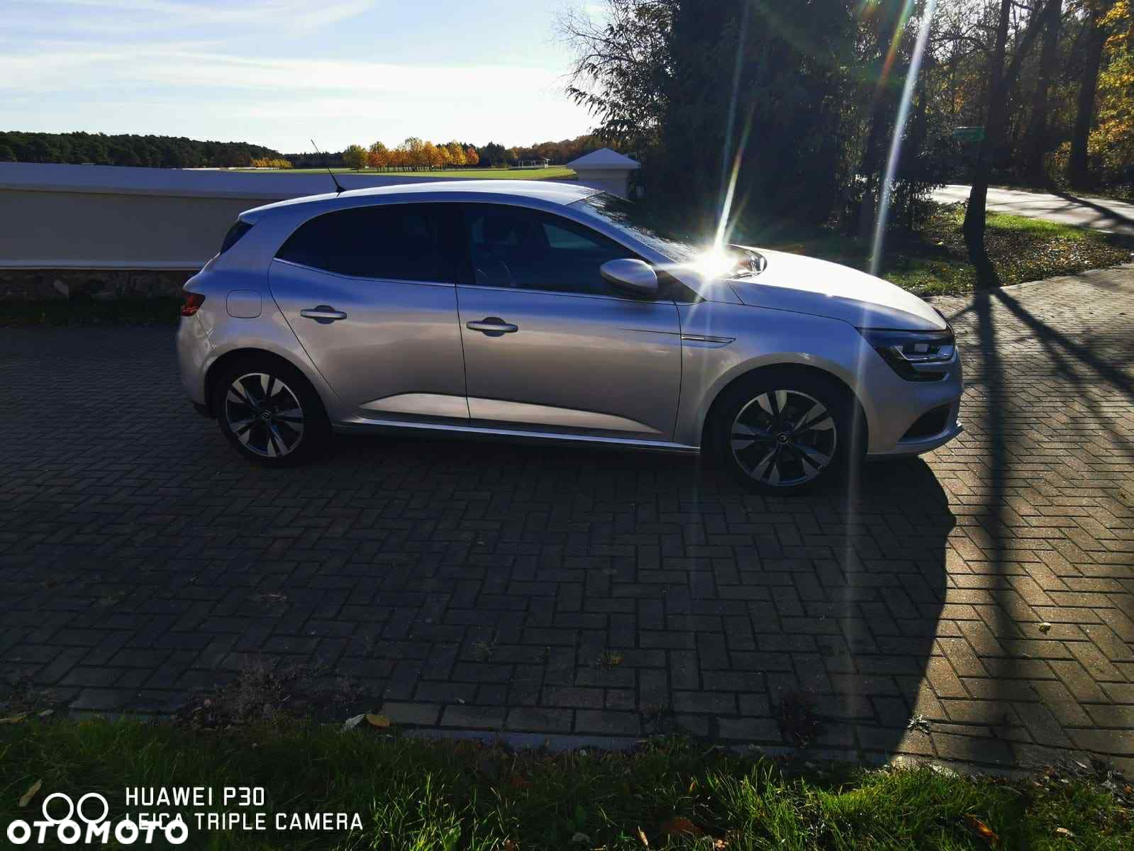 Renault Megane 1.5 Blue dCi Techno EDC - 6