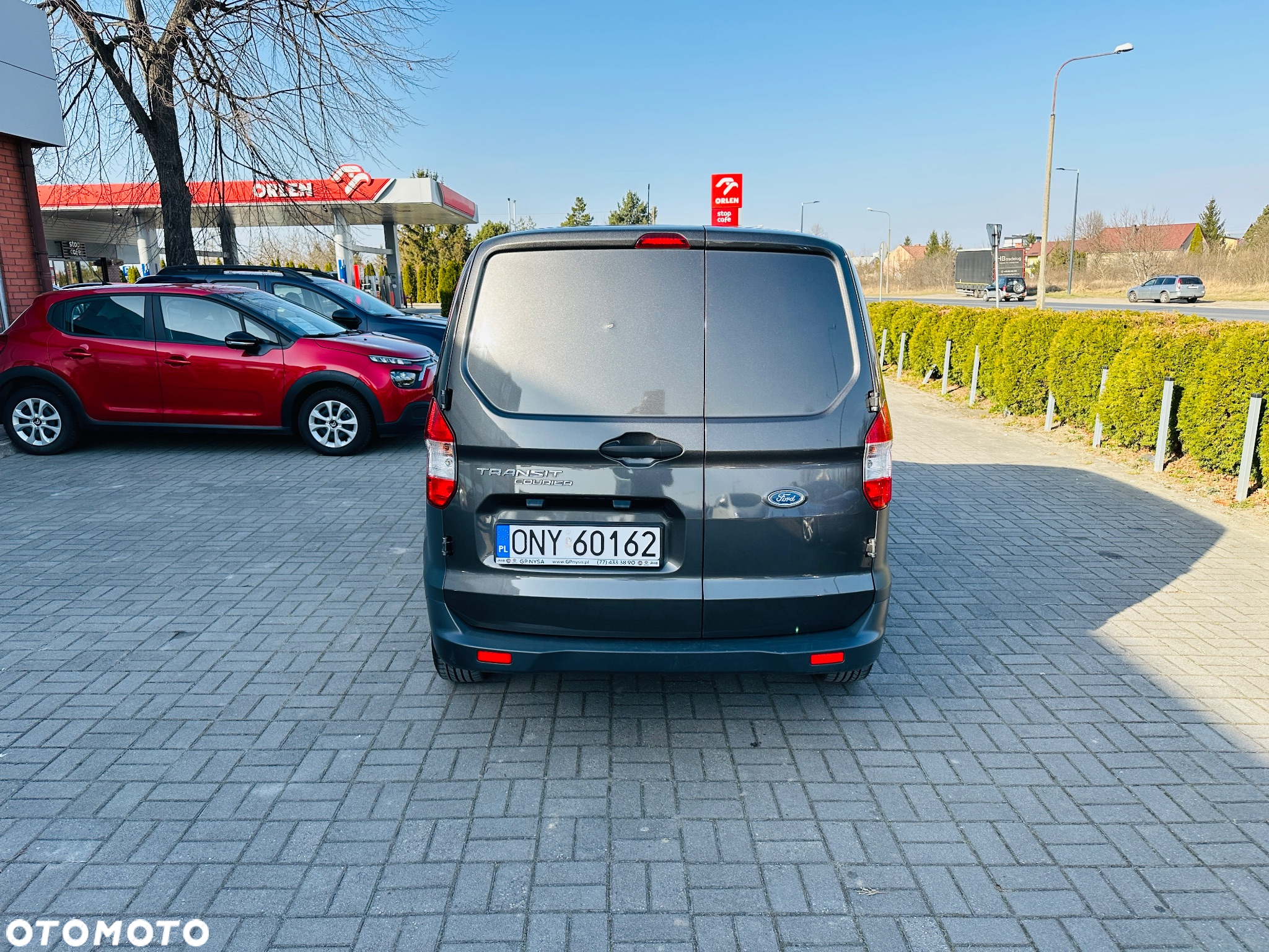 Ford TRANSIT COURIER - 9