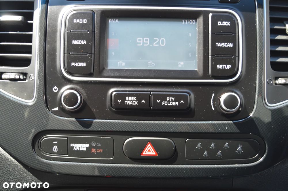Kia Carens 1.6 GDI Business Line 7os EU6 - 15