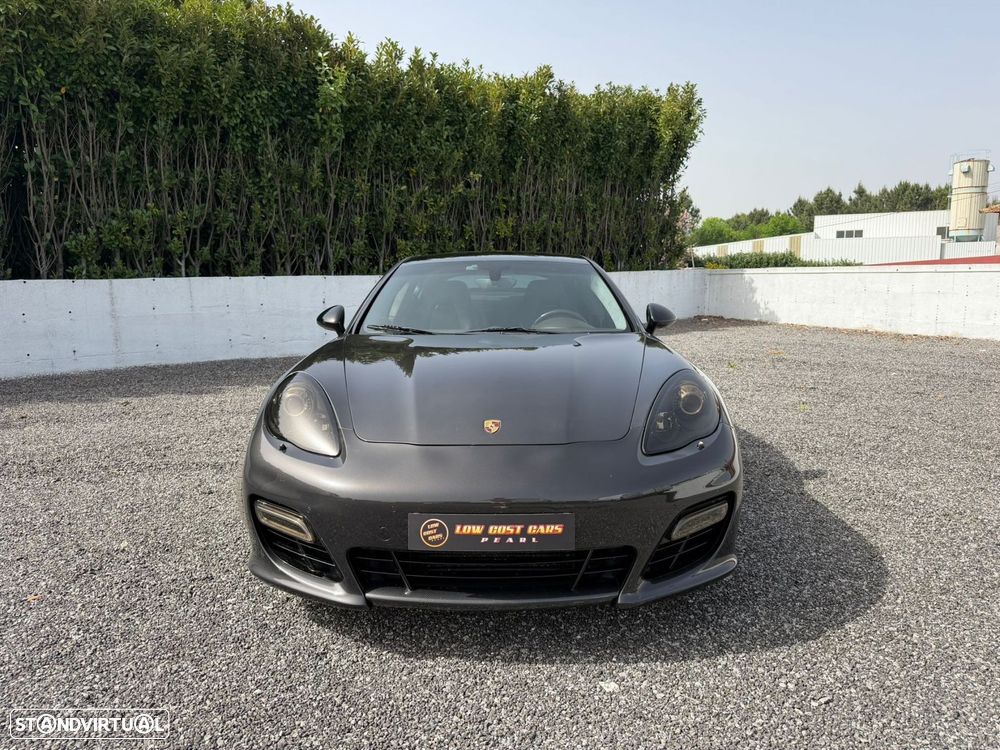 Porsche Panamera Turbo PDK - 26