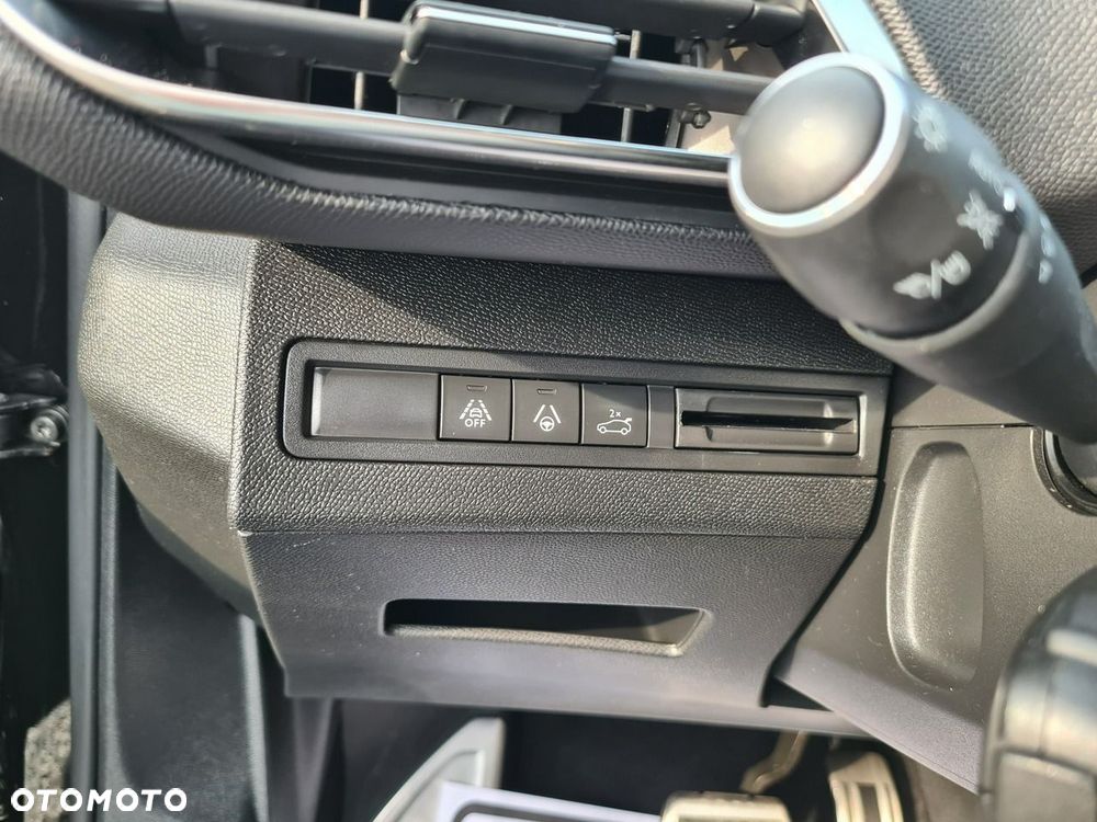 Peugeot 5008 1.5 BlueHDi GT Pack S&S EAT8 - 21