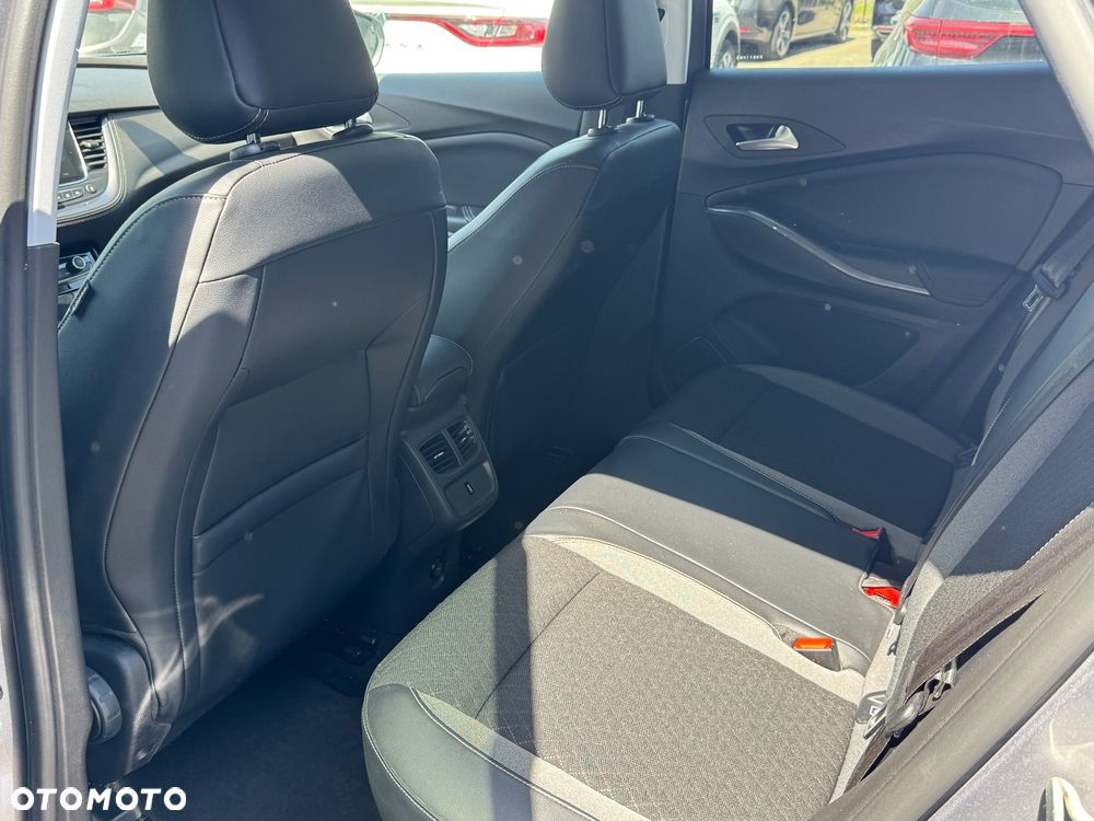Opel Grandland X 1.5 D Start/Stop Automatik INNOVATION - 12