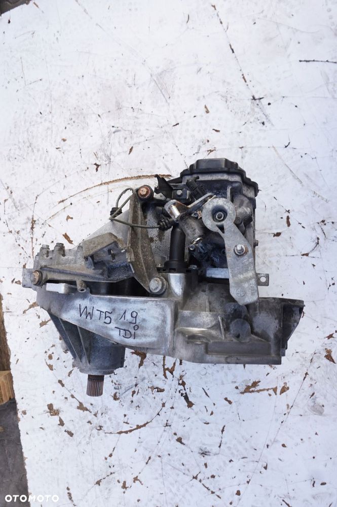 SKRZYNIA BIEGÓW JFK VOLKSWAGEN TRANSPORTER T5 1.9 TDI 5B - 2