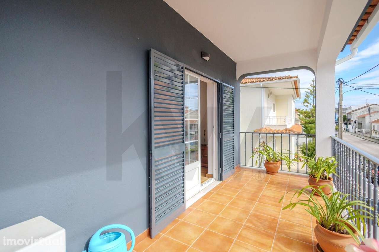 Moradia T4 + 1  com excelentes áreas – Pinhal de Frades, Seixal - Grande imagem: 4/60