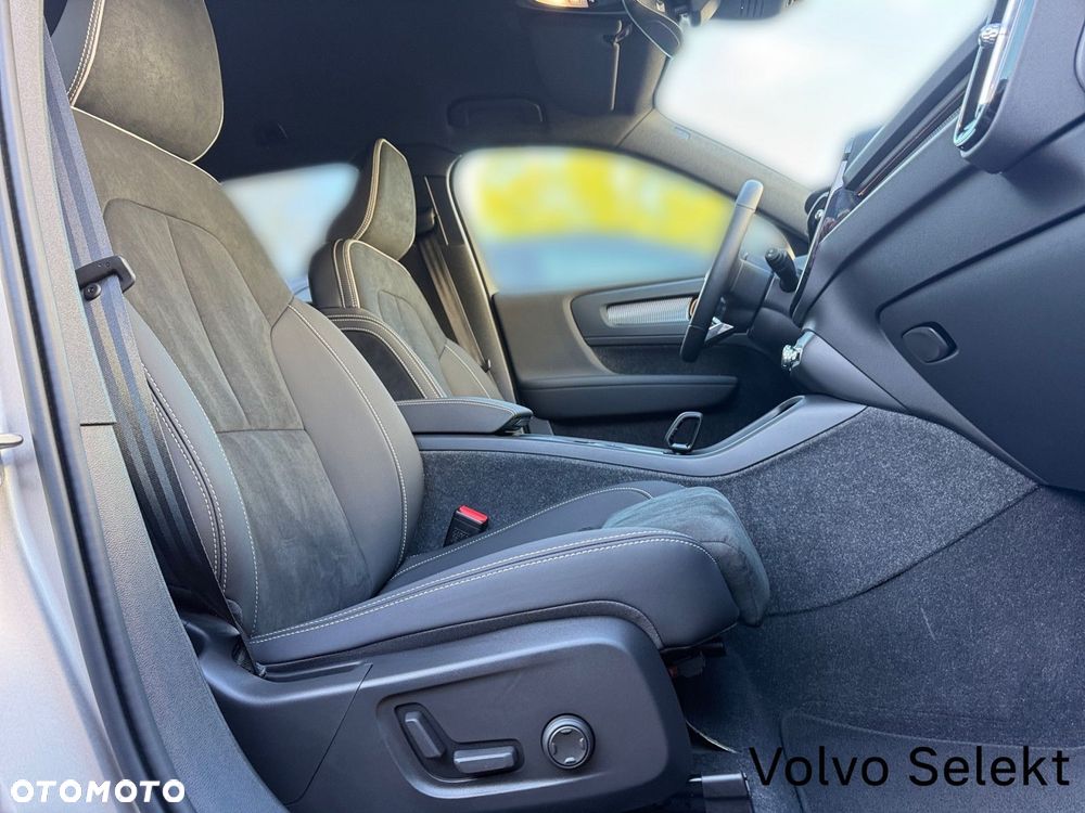 Volvo XC 40 - 26