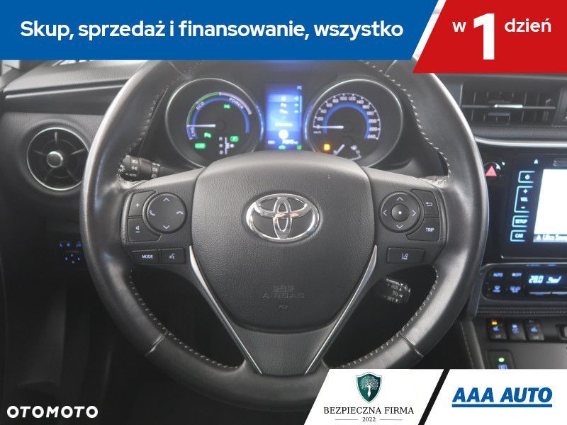 Toyota Auris - 18