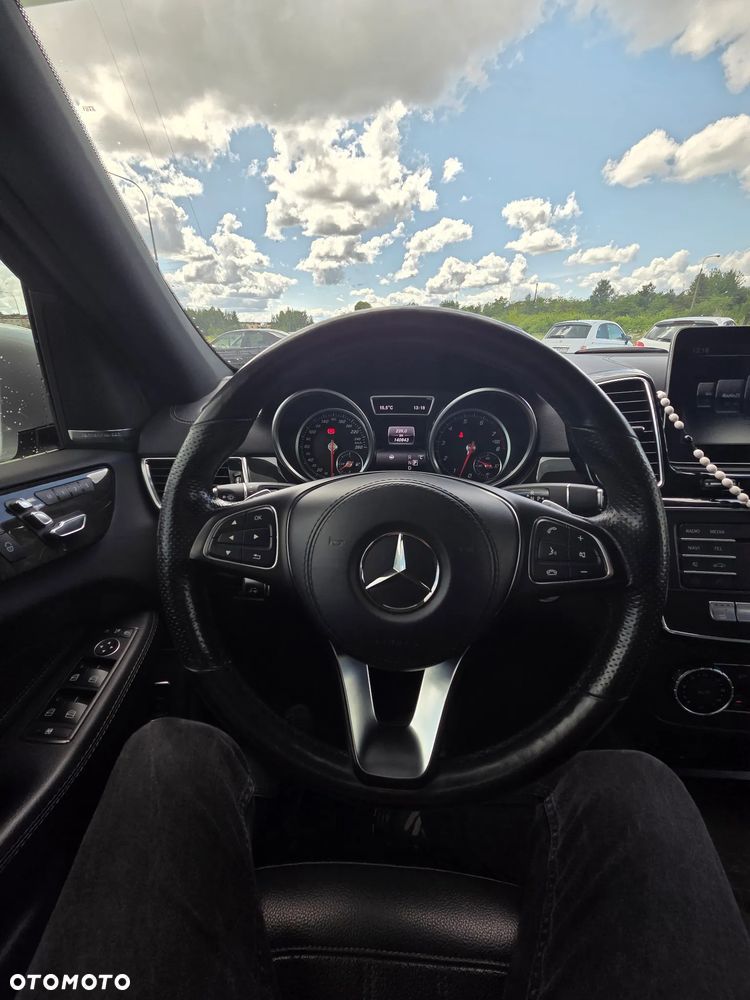 Mercedes-Benz GLS 400 4Matic 9G-TRONIC AMG Line - 8