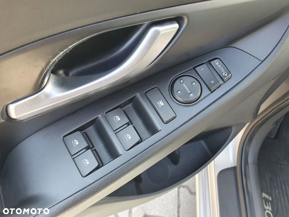 Hyundai i30 1.0 T-GDI Modern - 30