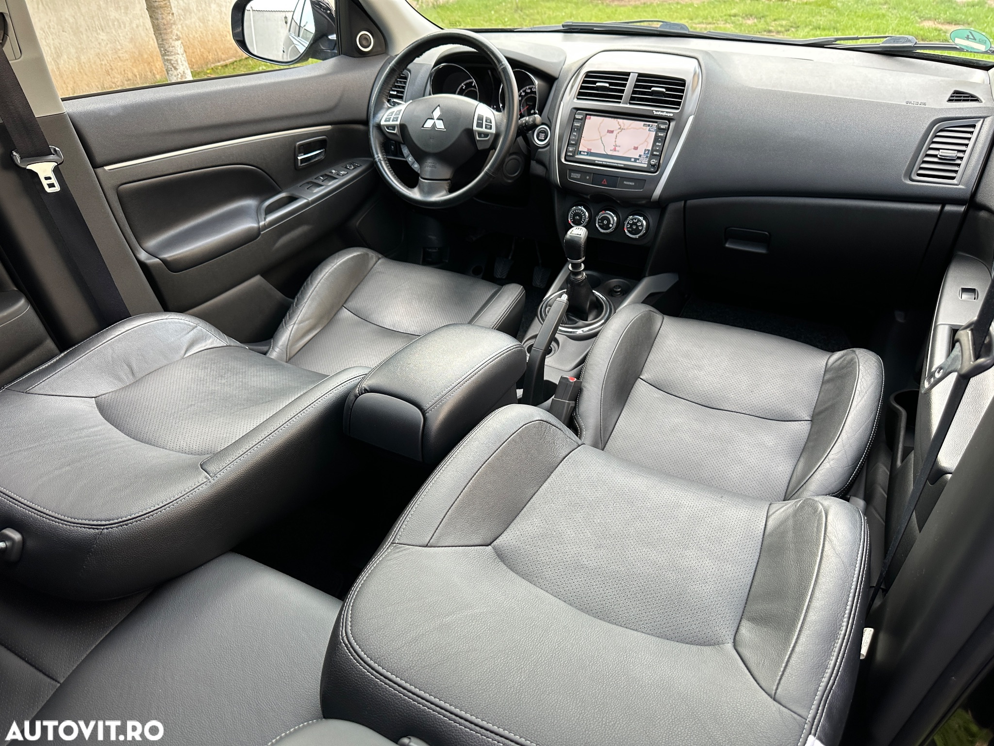 Mitsubishi ASX 1.8 DI-D 2WD Instyle - 30