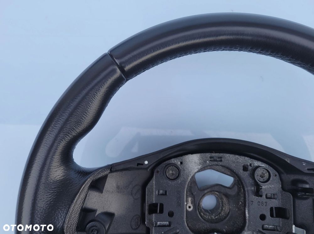 KIEROWNICA BMW E90 E91 E92 E93 E81 E82 E87 E88 X1 E84 SPORT 263 - 2