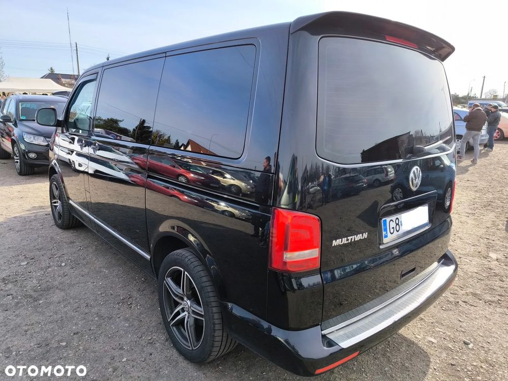 Volkswagen Multivan - 5