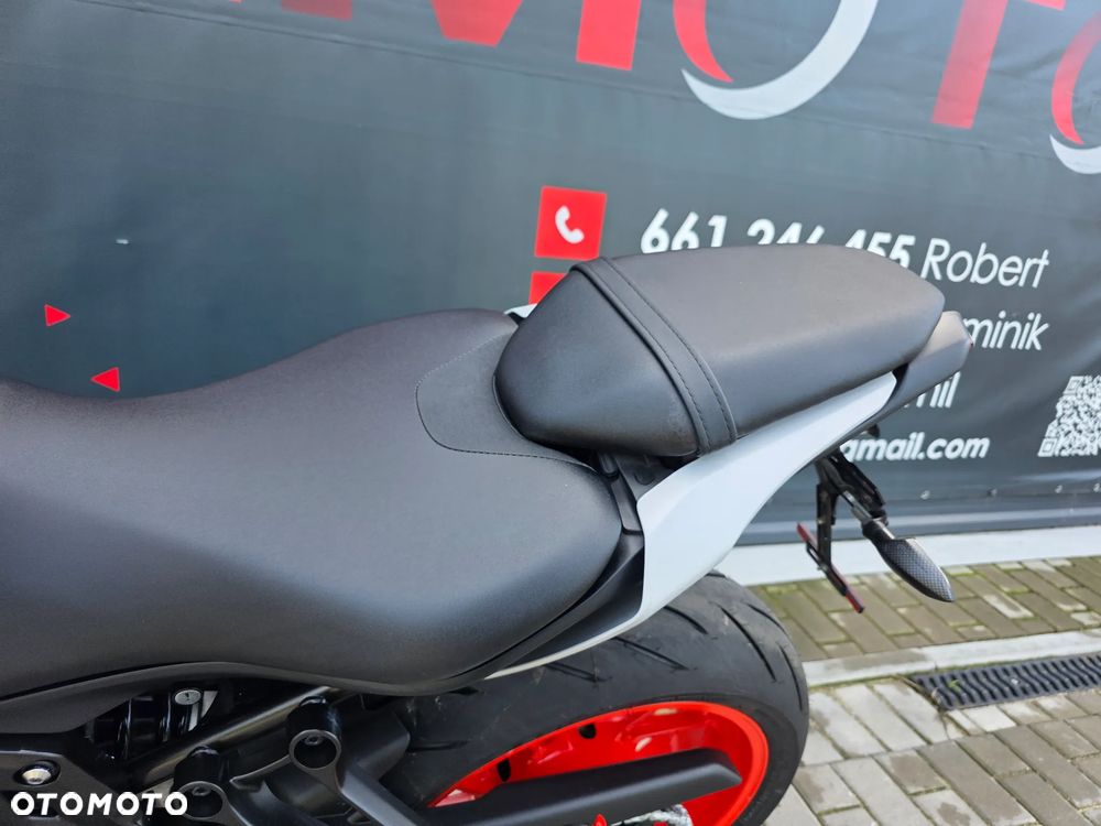 Yamaha MT - 8