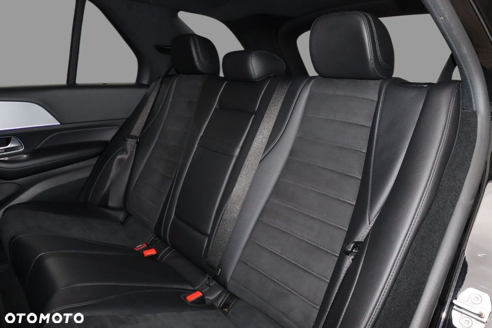 Mercedes-Benz GLE - 16