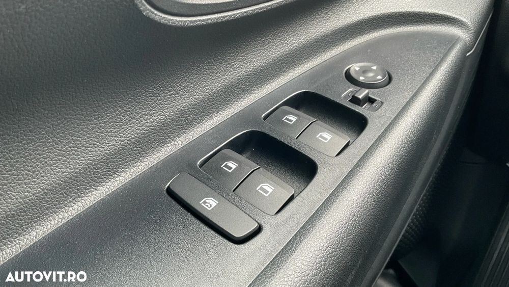 Hyundai i20 1.2 L 84CP 5DR Clasic - 16