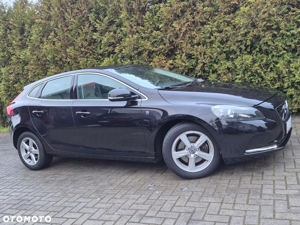 Volvo V40 D2 Drive-E Ocean Race - 17