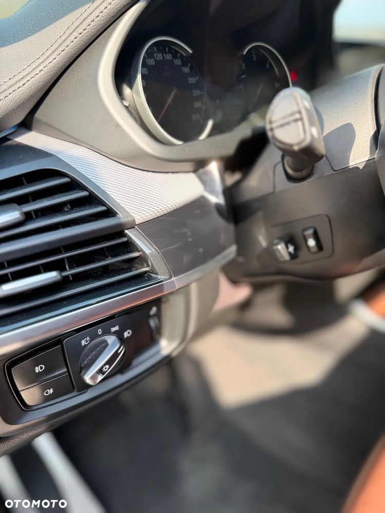 BMW X6 xDrive40d - 11