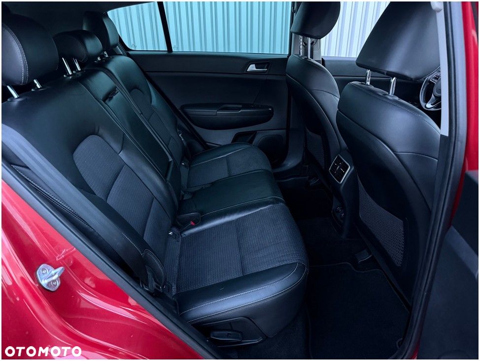 Kia Sportage 1.7 CRDI 2WD Attract - 19