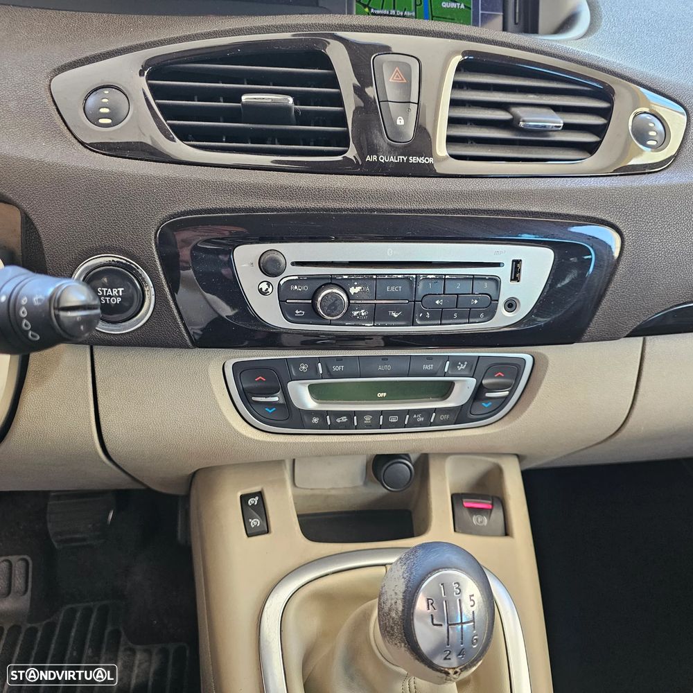Renault Grand Scénic 1.5 dCi Luxe 7L - 17