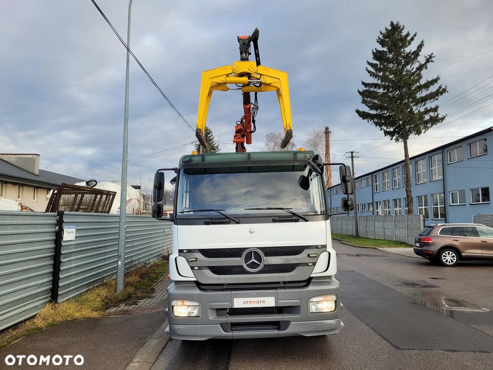 Mercedes-Benz AXOR 1833 330KM // HDS ŻURAW DŹWIG // KRÓTKI ROZSTAW // WYSOKA BURTA // MOŻLIWA WYWROTKA KIPER - 7
