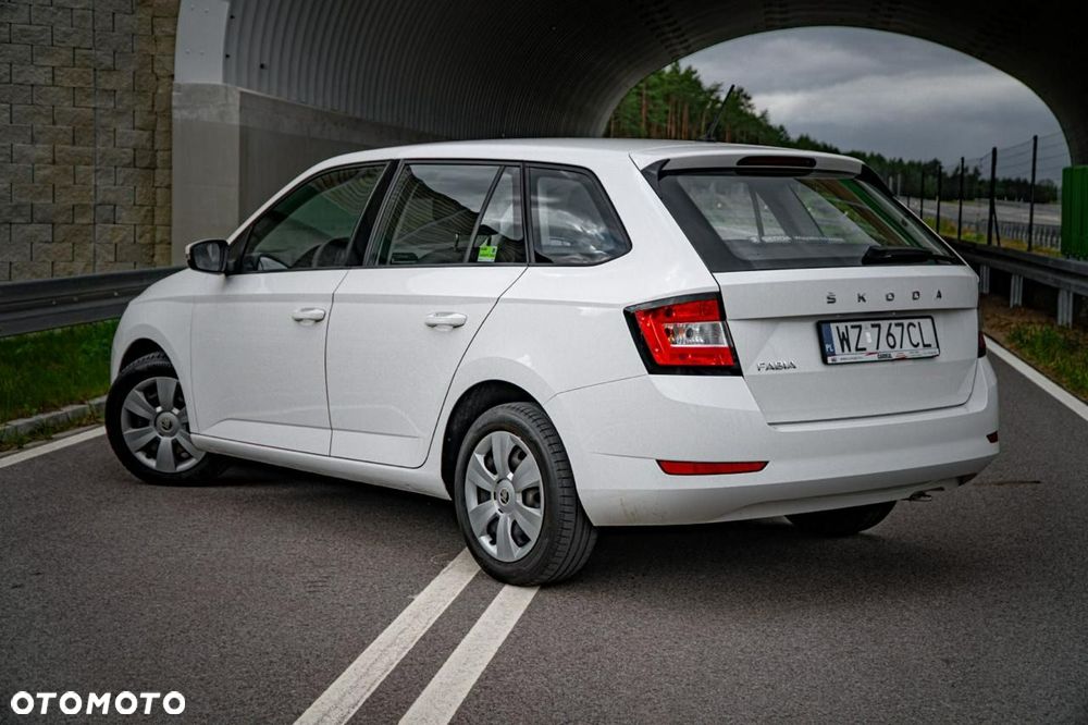 Skoda Fabia - 18