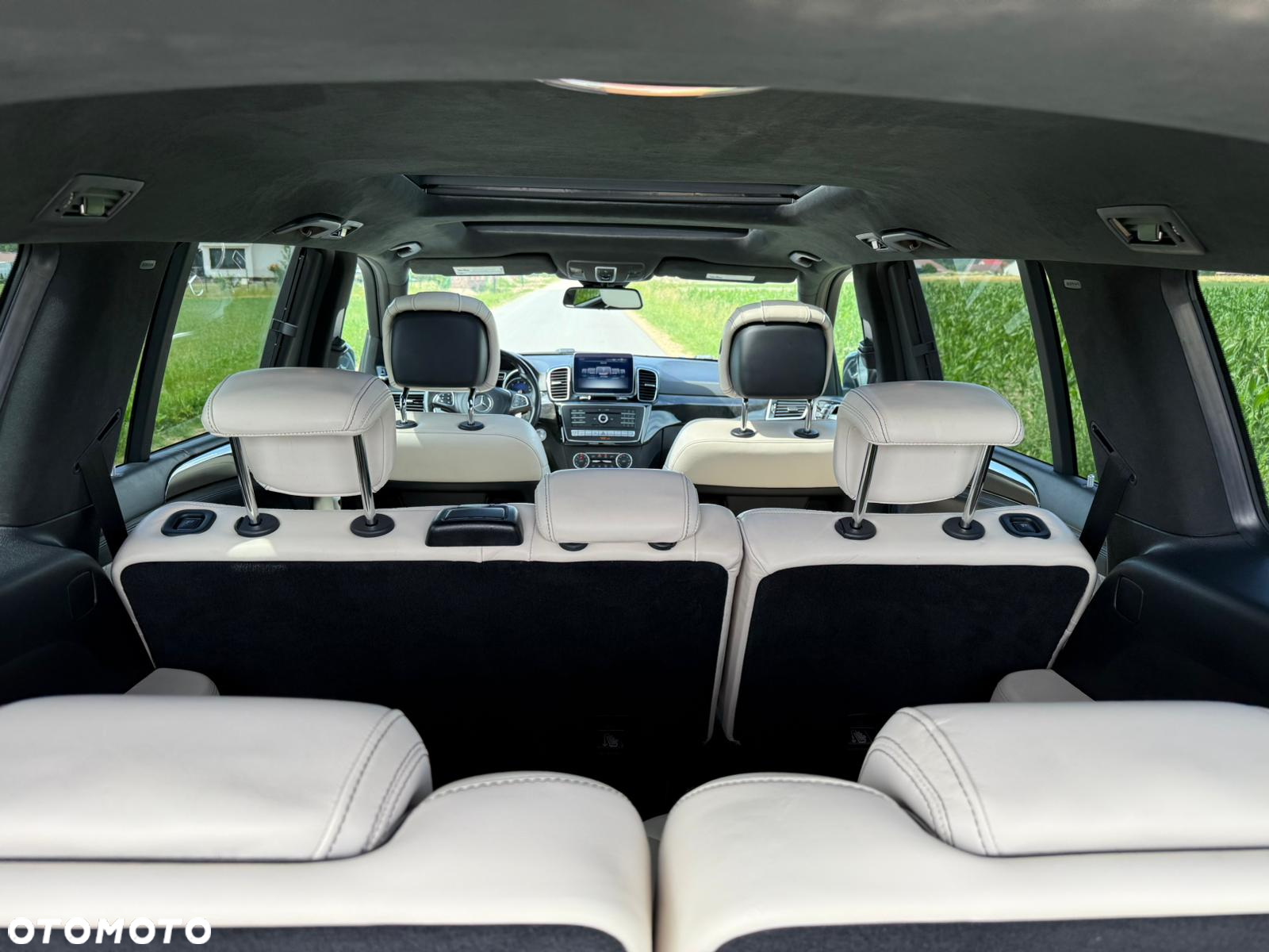 Mercedes-Benz GLS 500 4-Matic - 13